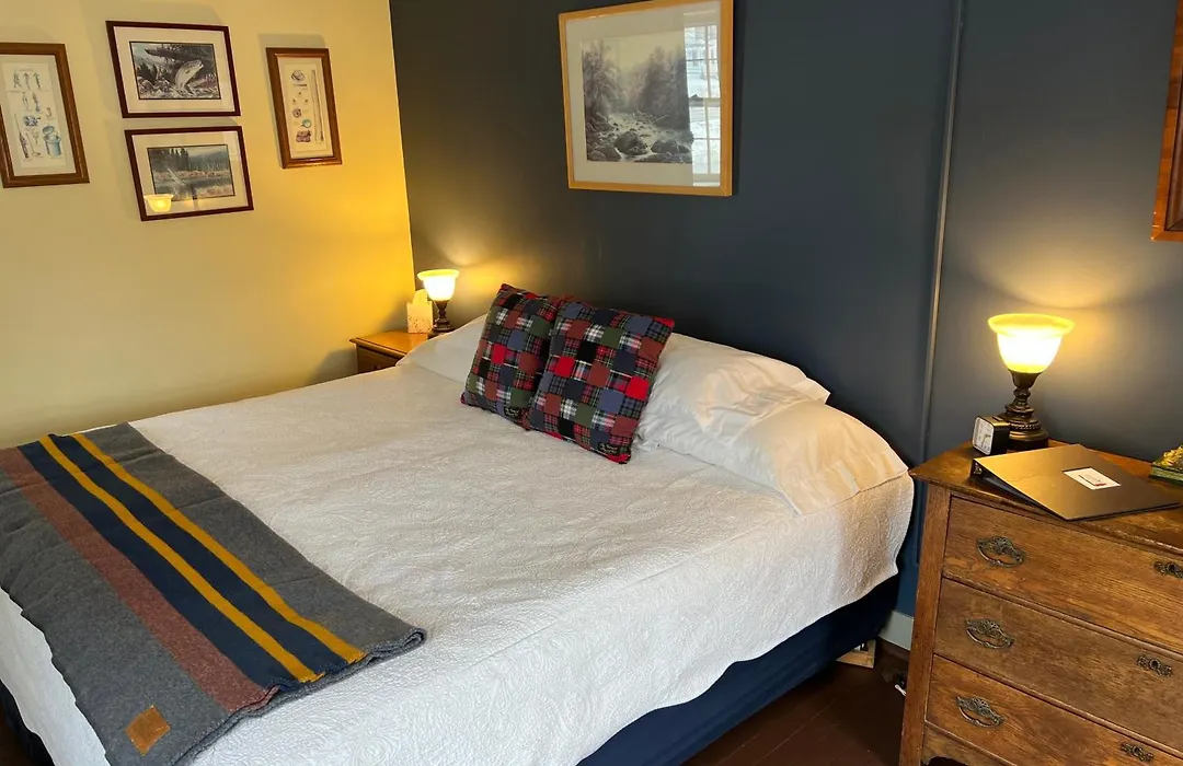 Shoreham Inn Bed & Breakfast-1